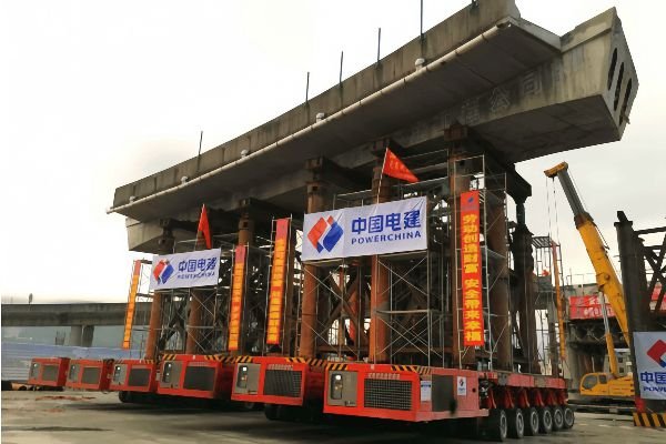 SPMT模塊車,自走式模塊化運輸車