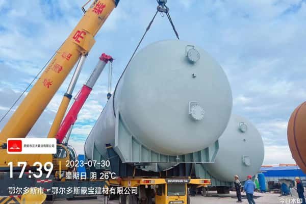 自走式模块化运输车 - SPMT