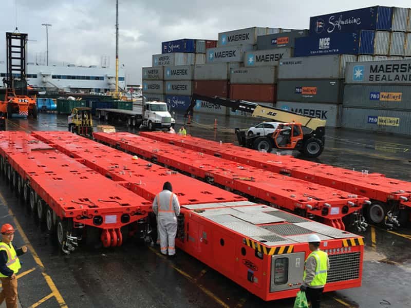 Província de Santa Catarina SPMT Transporte de veículos modulares para bicicletas - Instalação de pontes Serviços de instalação e construção de pontes