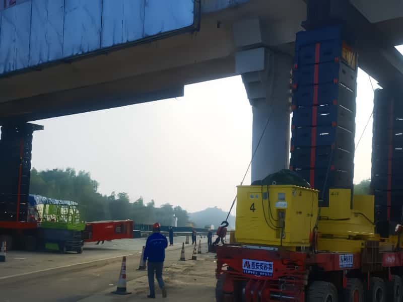 Port Seguro SPMT Bicicleta Veículo Modular Transporte-Instalação de Pontes Instalação de Pontes Serviços de Construção