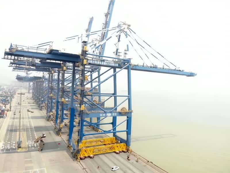 Porto de Goiânia SPMT Transporte de veículos modulares para bicicletas - Instalação de pontes Instalação de pontes Serviços de construção